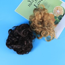  Parrucche corte ricci moda