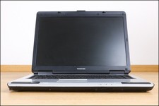 TOSHIBA SATELLITE L-40 157