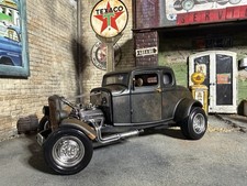 1:18 1932 Ford Rat Rod motore