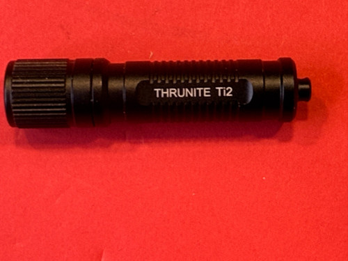 Torcia led thrunite ti2 nera - ti2,