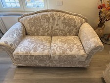 divani usati in ottimo stato artigianali con 2 pouf 