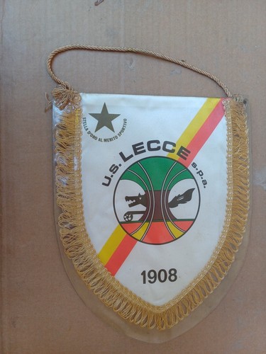 Gagliardetto calcio lecce - calcio,