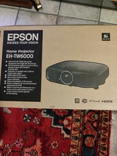 Proiettore EPSON EH TW-6000 3LCD  3D - 2 PAIA OCCHIALI 3D MAI USATE - STAFFA