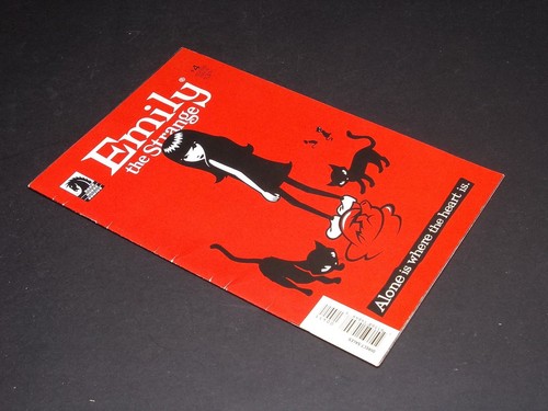 Emily the strange - emily, #4: