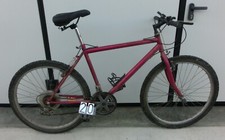[20] BICICLETTA MBT  1990  DI COLORE ROSSO, CAMBIO SHIMANO A 18 RAPPORTI