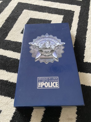 The police message - message, a