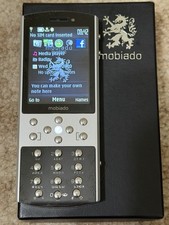Cellulare classico Mobiado 712