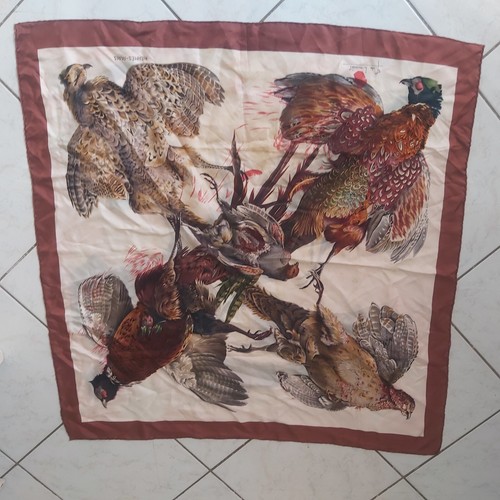 Grand carré foulard hermes - carré,