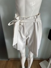 Pantaloncini con fiocco di