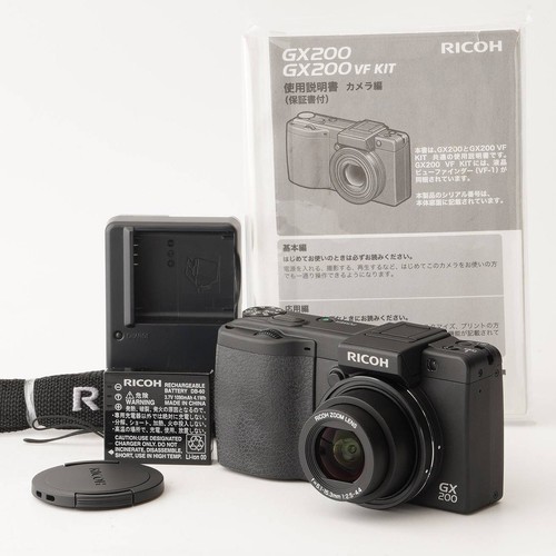 Fotocamera digitale compatta