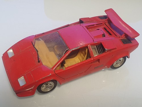 Die cast bburago burago - hw,