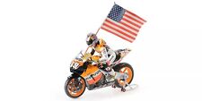 Minichamps 1:12 HONDA RC211V NICKY HAYDEN FIGURINA E BANDIERA CAMPIONE MOTOGP 2006