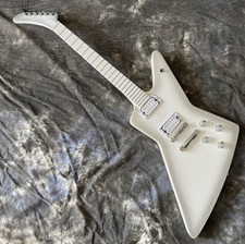 Explore Snowflake Chitarra