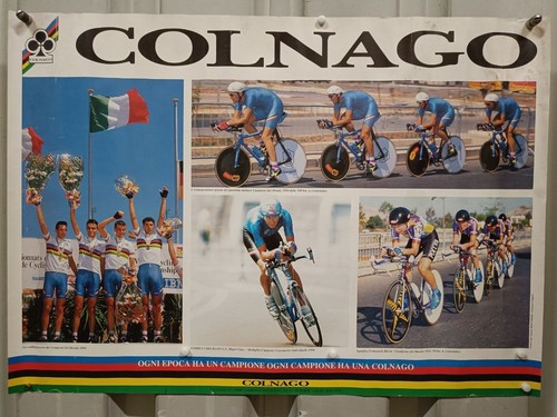 Espositore poster negozio