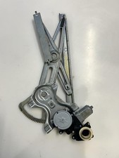 698200D041 motorino alzacristalli anteriore TOYOTA YARIS (11/05-02/12) 1.0 2005