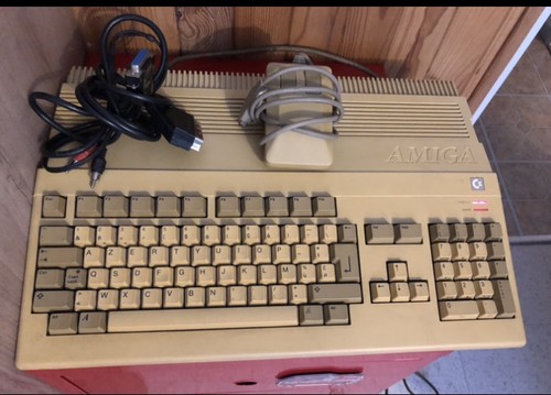 Amiga 500 no atari - atari, amstrad