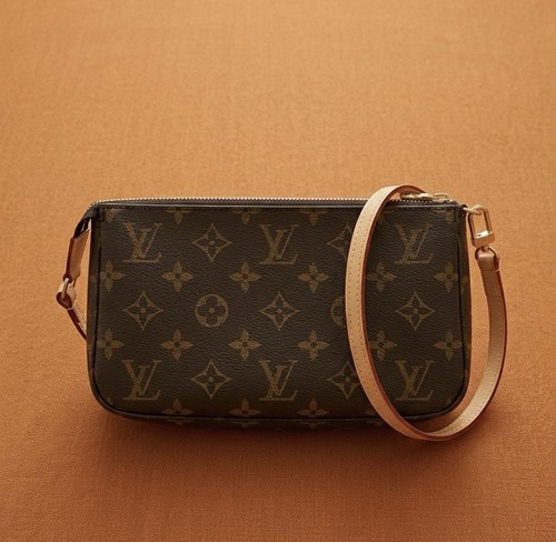 Louis vuitton monogram - louis,