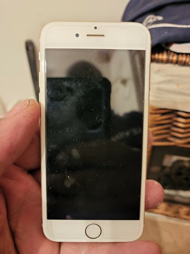 Iphone 16gb gold - iphone, non