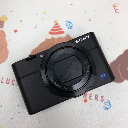 Sony cyber shot dsc - cyber-shot, v