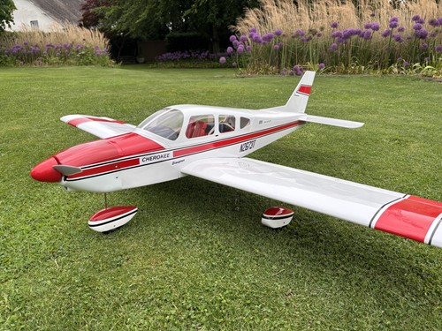 Piper cherokee graupner - cherokee,