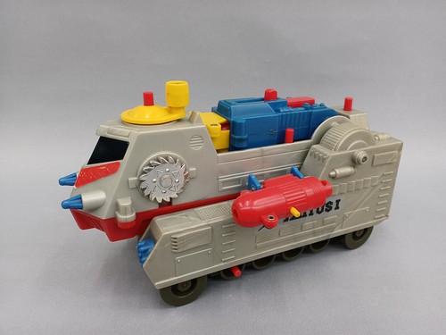 Tomy tsuburaya productions - tomy,