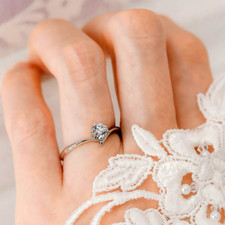 Anello di fidanzamento in