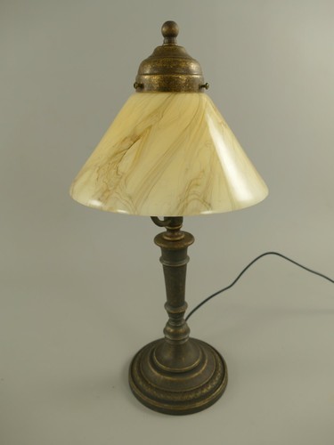 Lampada tavolo a - tavolo,
