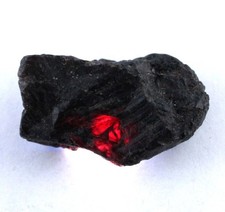 Rosso Marrone Painite 68.55 KT