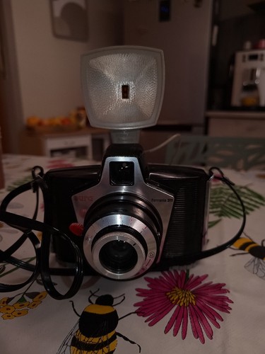Macchina fotografica ferrania - macchina,