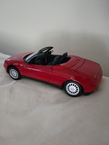 Diecast maisto 1995 alfa - diecast, 1/18