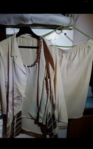 Completo elegante beige - beige, con