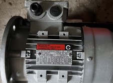 Motore elettrico Trifase 0.75 kW 1400 giri