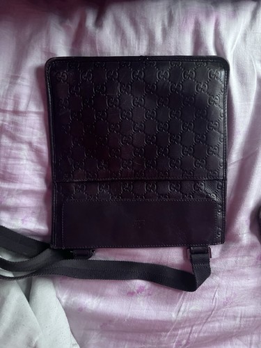 Gucci embossed black - gucci,