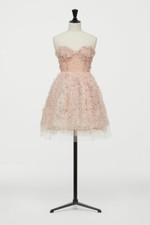 Abito corto in tulle con pizzo