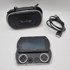 ? SONY PSP GO – CON CUSTODIA E CAVO USB ORIGINALE?