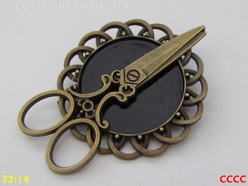 Spilla distintivo steampunk