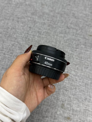 Canon 40mm stm - 40mm, f/2.8