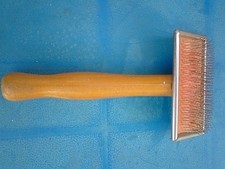 Cardatore spazzola per la toelettatura di animali domestici, cani o gatti 