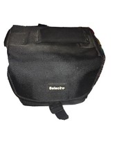 Fotocamera digitale Fujifilm FinePix S2980, con borsello