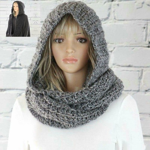 Sciarpa con cappuccio moda