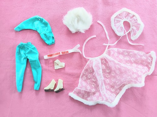 Barbie vintage superstar