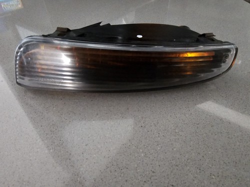 Freccia destra frontale alfa - frontale,