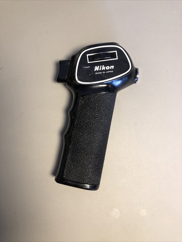 Nikon impugnatura pistola