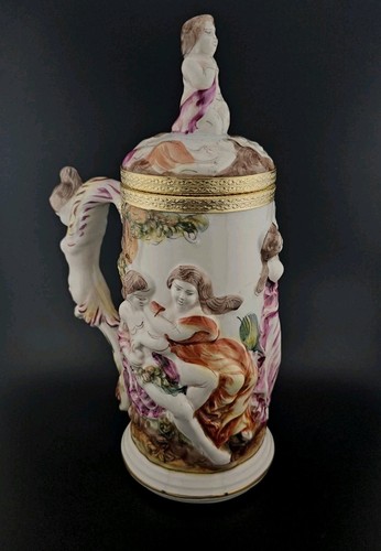 Brocca capodimonte rilievo - in,