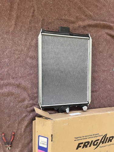 Radiatore iveco daily - radiatore,