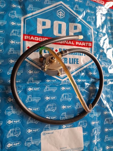 411068 pompa olio - ,