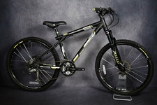 GT AVALANCHE MOUNTAIN BIKE