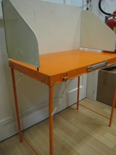 PLEIN AIR tavolino portatile in metallo con paravento