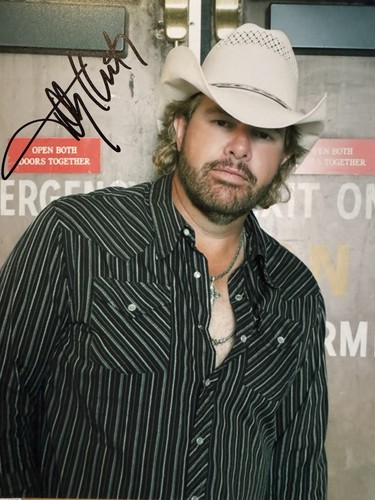 Toby keith autographed - toby,