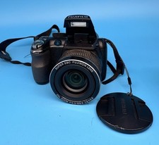 Fujifilm FinePix S3200 14,0
